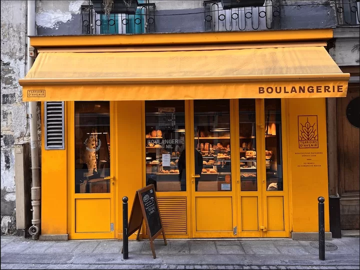 exterior of the boulangerie terroirs d'avenir in Paris that makes some of the best croissants in Paris