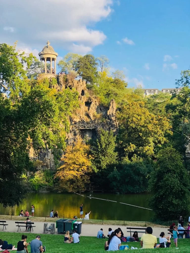 the dramatic cliffs at the Parc des Buttes Chaumont in the 19th arrondissement of Paris